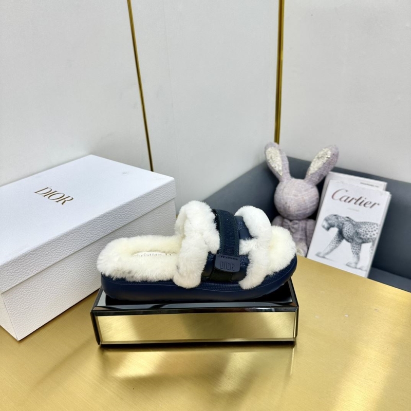 ch**an D*or slippers